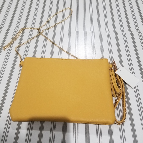 Dandelion Yellow Quilted Chevron Ribbed Crossbody Bag with Gold Chain & Tassel - Picture 2 of 16